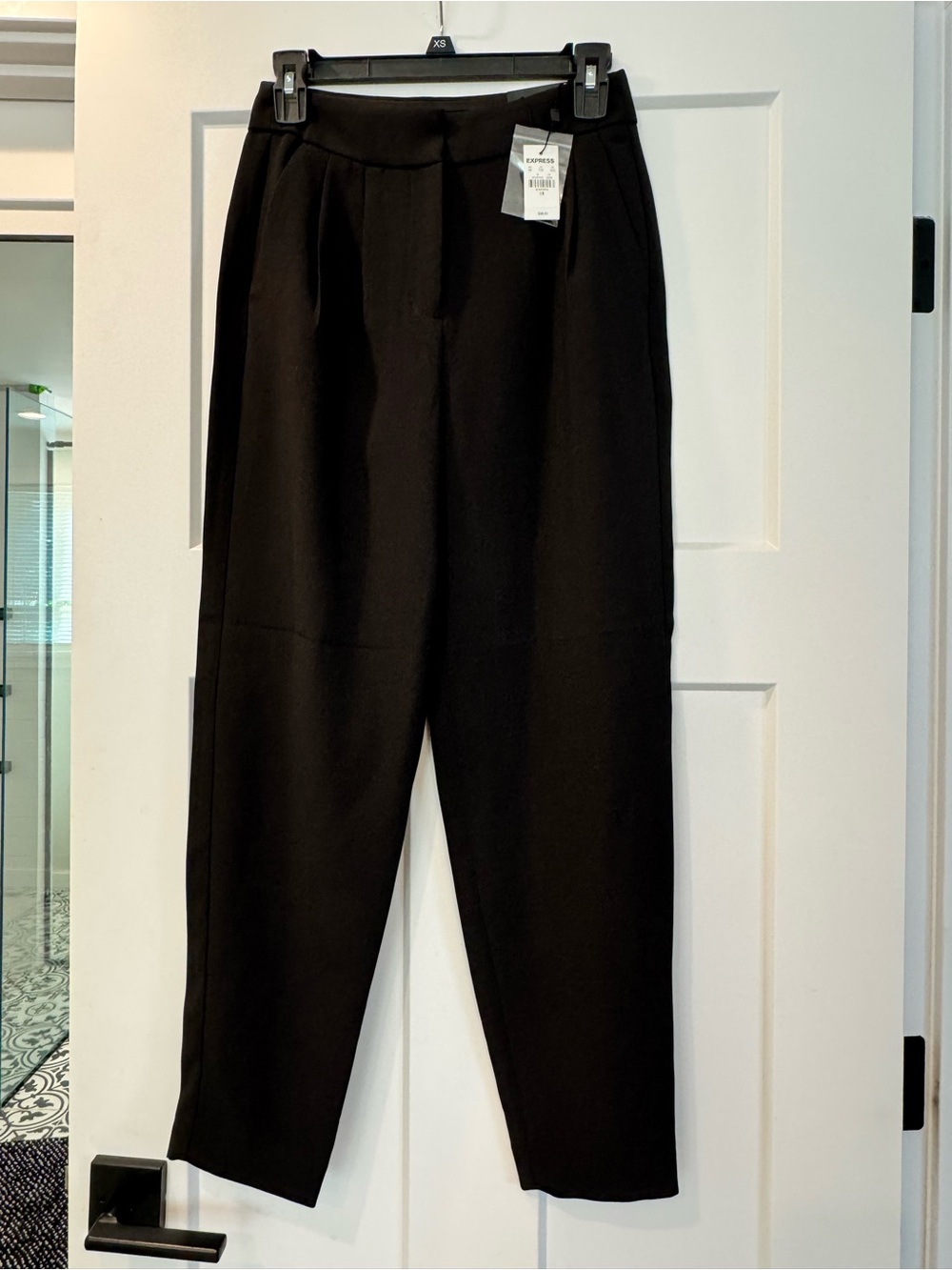 NWT - Express Ankle Super High Rise Trousers